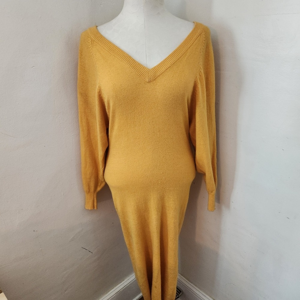 Mariella V Neck Mustard‎ Yellow Silk Blend Sweater Dress Women's Size M